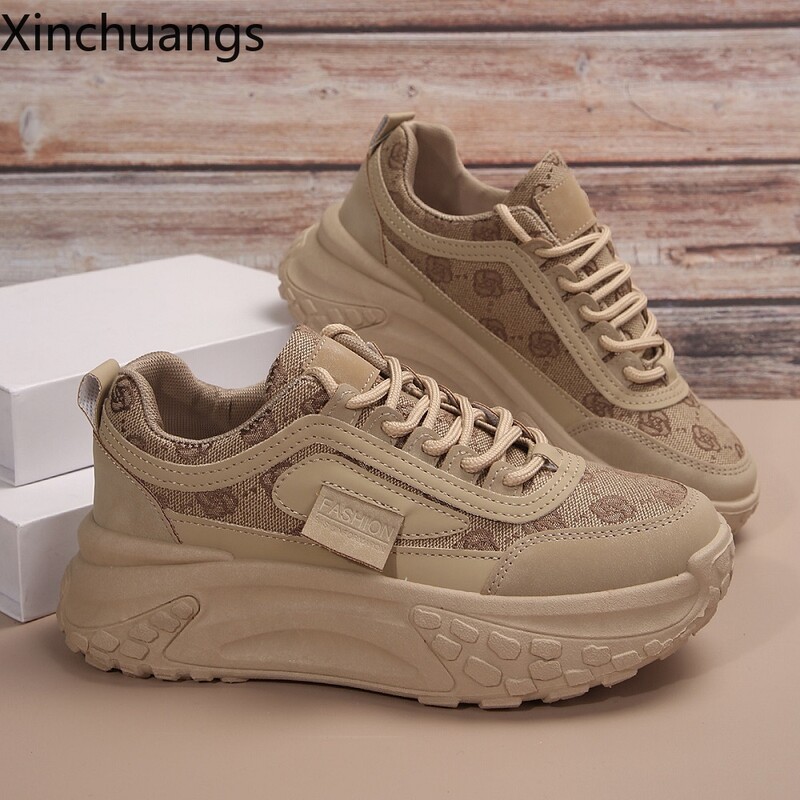 Jaunas sieviešu sporta kurpes Sieviešu modes elpojošas, šņorējamas sporta apavi platformas pastaigu dizaina apavi