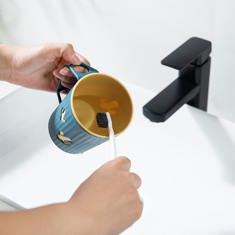 Cupă pentru periuță de dinți cu cactus de desene animate Cupă pentru periuță de dinți de baie dublă îngroșată pentru adulți și copii Suport pentru periuță de dinți cuplu o cană de baie