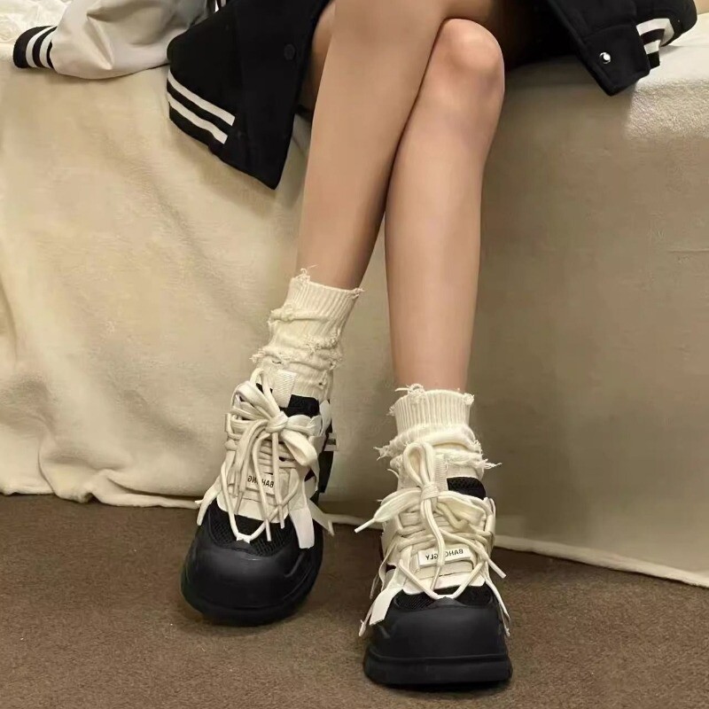 SHANPA armsad platvormkingad naistele, mustad kollegiaalses stiilis hingavad kõrgust suurendavad mitmekülgsed naistejalatsid igapäevaseks kasutamiseks