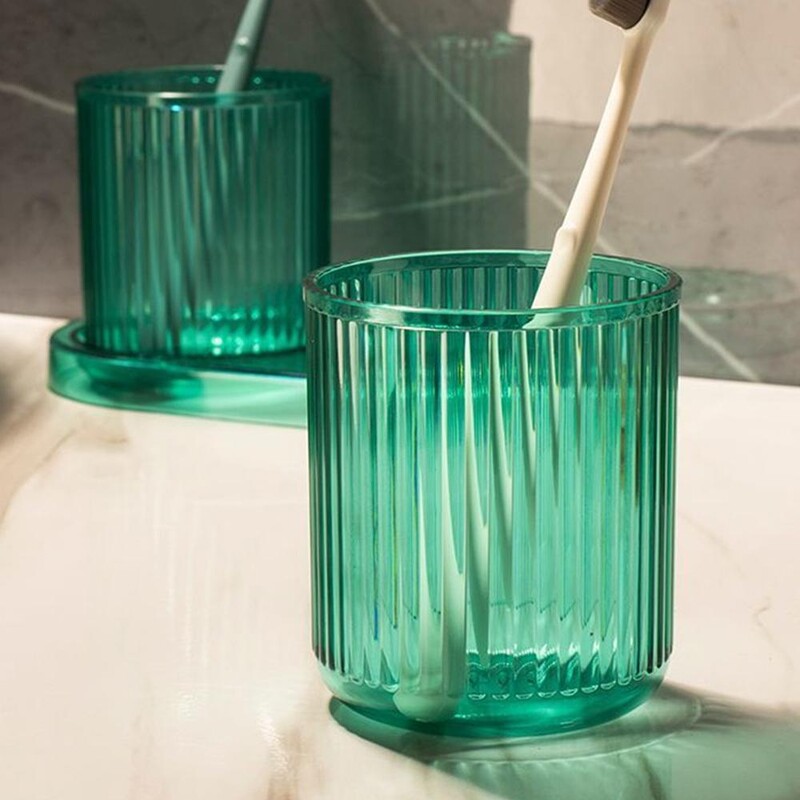 Cupă pentru periuță de dinți Transparentă Convenabilă Durabilă La modă Versatilă Cupă portabilă pentru dinți Suport durabil pentru periuță de dinți Cuplu din plastic
