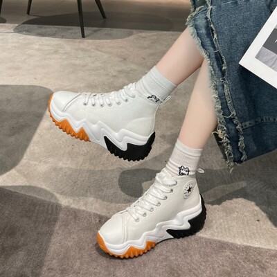 2025. aasta uued naiste libisemiskindlad paksu tallaga välijooksuspordijalatsid Trendikas nööriga disainiga mugavad ümmarguse varbaga naiste kõndimisjalatsid