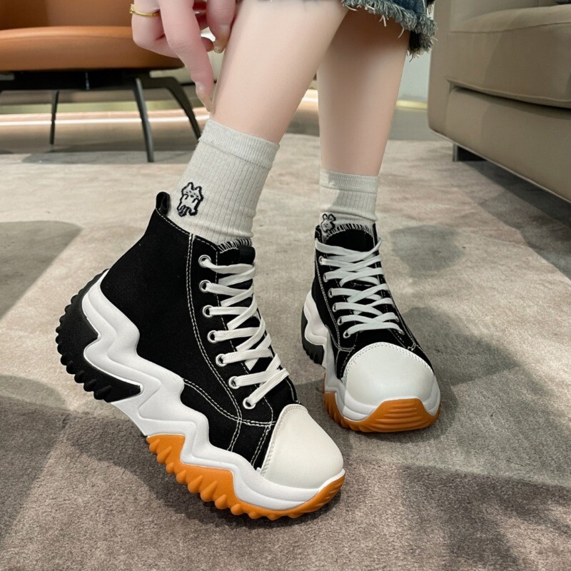 2025. aasta uued naiste libisemiskindlad paksu tallaga välijooksuspordijalatsid Trendikas nööriga disainiga mugavad ümmarguse varbaga naiste kõndimisjalatsid