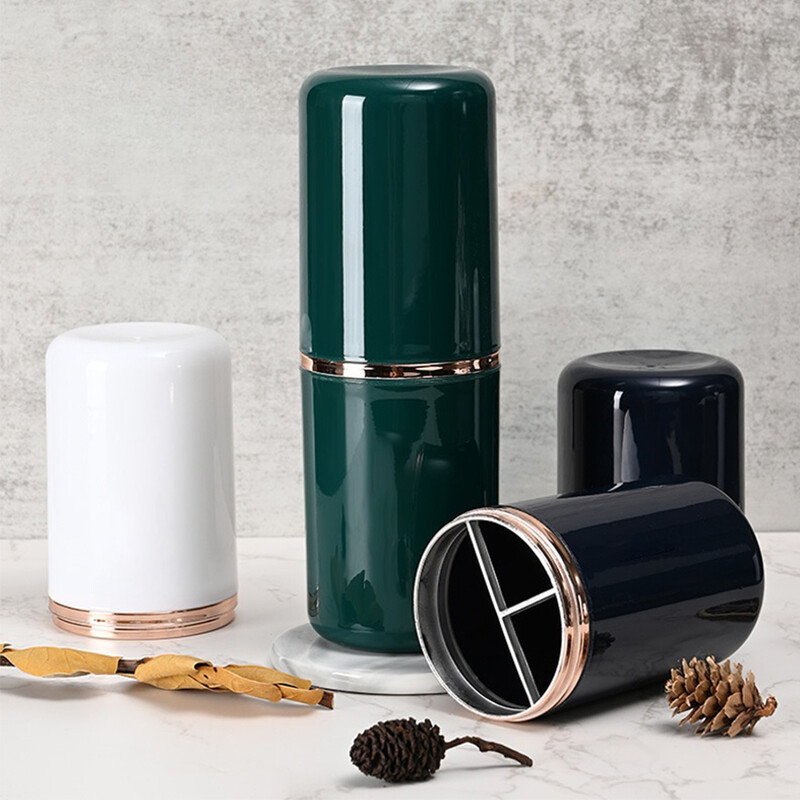 2-в-1 калъф за четка за зъби Travel Portable Travel Toothbrush Комплект тоалетни принадлежности Комплект пътни тоалетни принадлежности Light Luxury Brush Cup