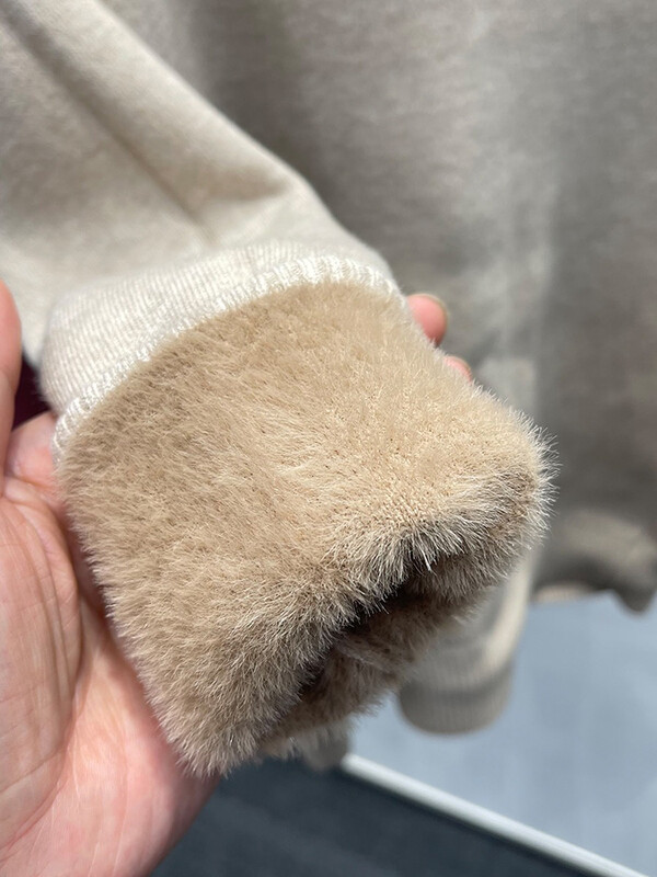 Paksu sametist kilpkonnakaelusega naiste kampsun korea moe voodriga, soe seemisnahast kootud pullover, õhuke ülaosa talve kampsunist trikotaaž.