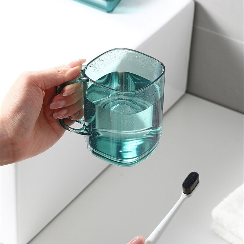 Квадратна прозрачна чаша за вода за уста Чаша за домакинско миене Чаша за четка за зъби Обикновена студентска пластмасова поставка за купа за зъби Аксесоари за баня