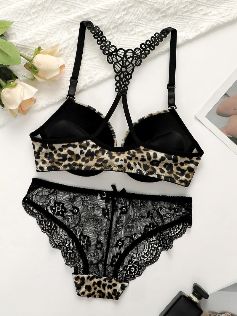 Naiste seksikas aluspesukomplekt Leopardimustriline rinnahoidja terasrõngaga esikinnitusega Mugavad ja hingavad pitspüksid