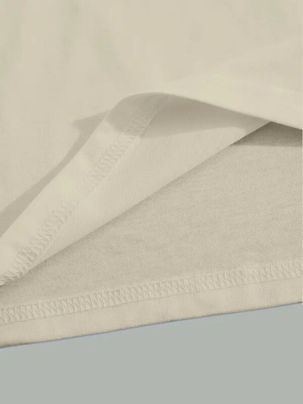 Suvine stiilne Los Angelese puhtast puuvillast T-särk: mugavalt istuv, vastupidav ja kergesti hooldatav kaelus – ideaalne igapäevaseks kandmiseks või puhkuseks