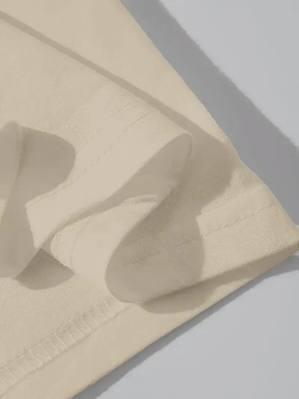 Suvine stiilne Los Angelese puhtast puuvillast T-särk: mugavalt istuv, vastupidav ja kergesti hooldatav kaelus – ideaalne igapäevaseks kandmiseks või puhkuseks