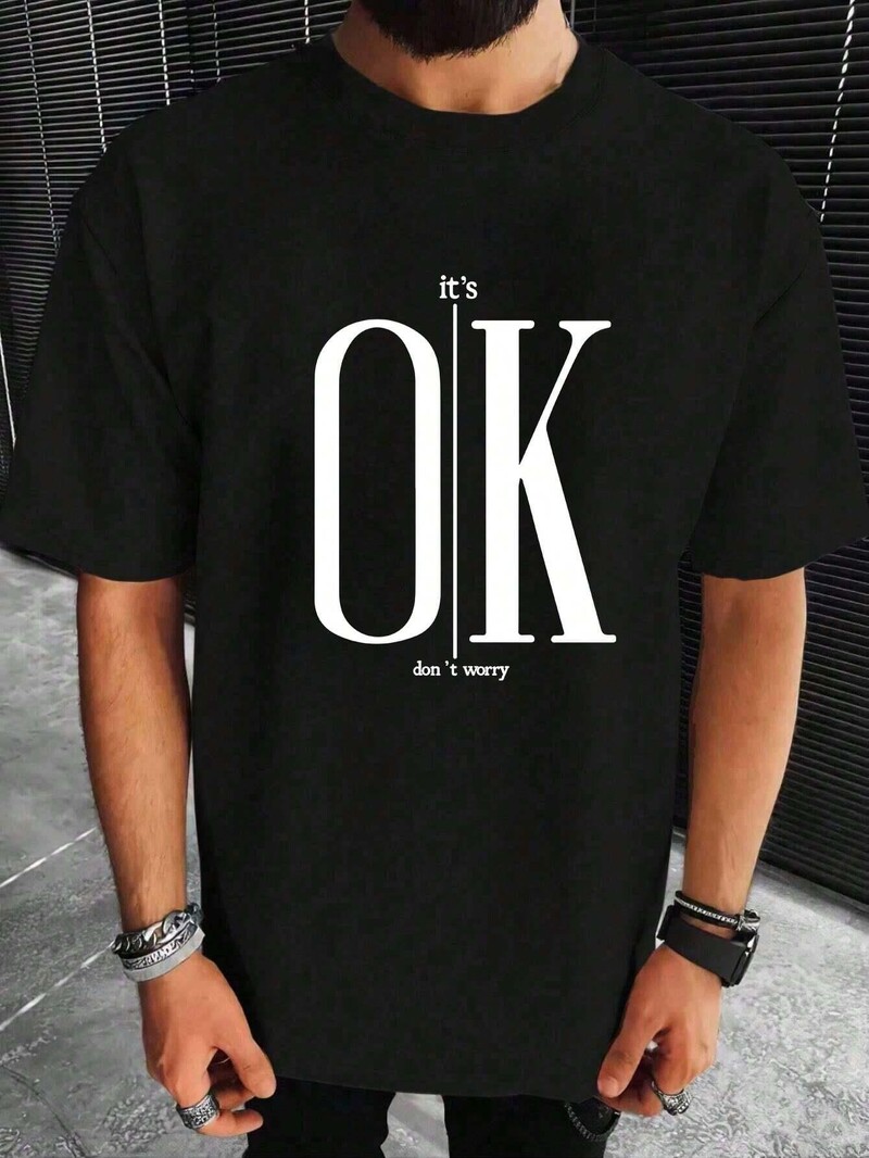 Labi, kodolīgs sauklis, grafisks vīriešu trikotāžas apģērbs, pieguļošs, apaļš kakla krekls.