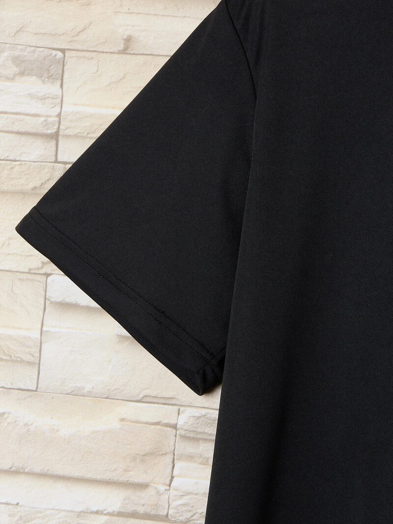 Kassimustriga T-särk meeste vabaaja kaelusega lühikeste varrukatega moodsate suviste T-särkide topid, tavalised ja ülisuured särgid