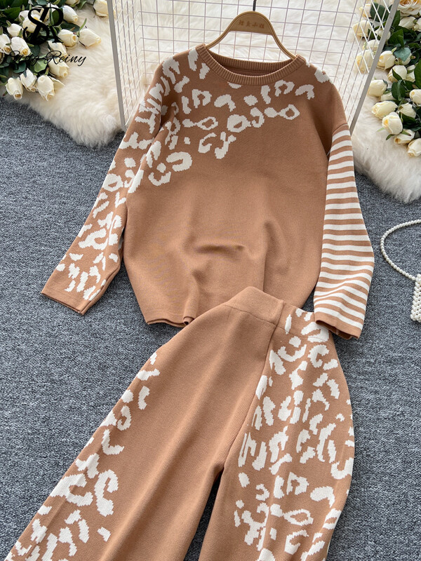 SINGREINY American Fashion Two Pieces Sets Sieviešu O Neck Basic Tops + Augsts viduklis Platas Kājas Bikses Ziemas trikotāžas kostīmi ar brīvu apdruku