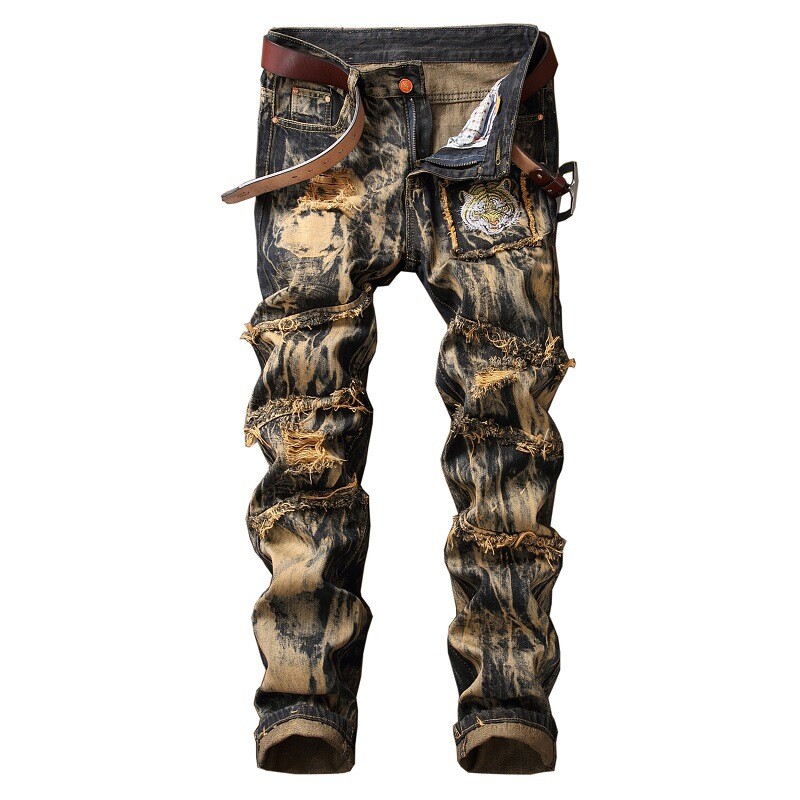 Amerikāņu vintage džinsi ar taisnām kājām vīriešiem ar satrauktām plīsuma detaļām, savārstījumu un ielas stila konusveida piegriezumu.