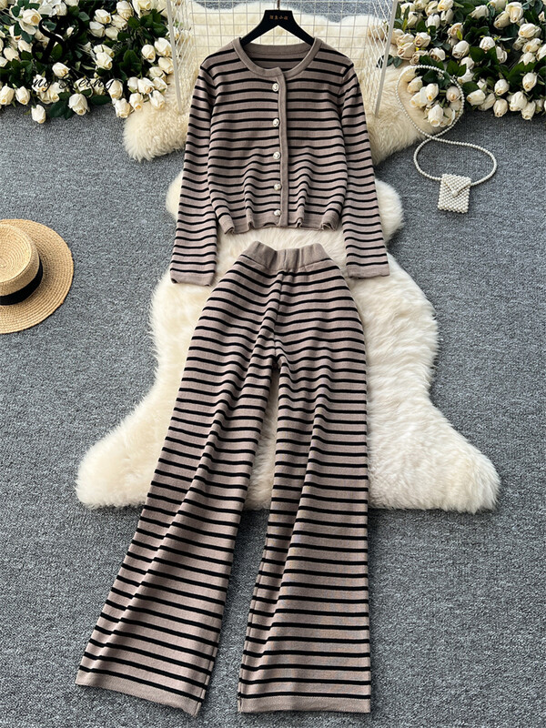 SINGREINY vecāka gadagājuma strīpainu džemperu komplekti ar O veida kakla vienrindu pamata topi + kabatas Ikdienas platas bikses rudens ziemas 2 gab.