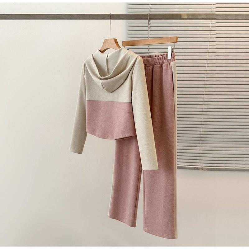 2024. gada rudens/ziema, jauns kokvilnas krekls ar kapuci, ikdienas platas bikses, divdaļīgs komplekts, moderns sieviešu bikšu komplekts.