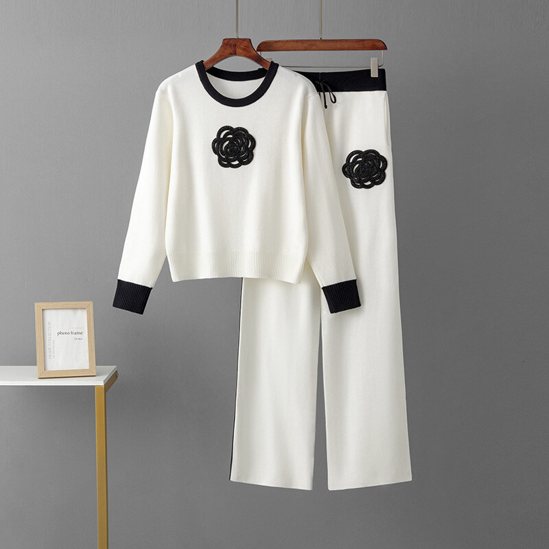 2024. gada rudens, jauns, adīts, brīvs sieviešu bikškostīms ar izgriezumu, sieviešu pulovers, moderns bikšu komplekts ar augstu vidukli