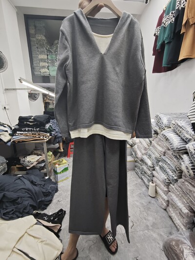 Rudens ziema sieviešu divdaļīgs trikotāžas džemperis treniņtērps silts ikdienas bikšu komplekts šiks ar kapuci džemperis, džemperis, trikotāžas bikses, kostīmi