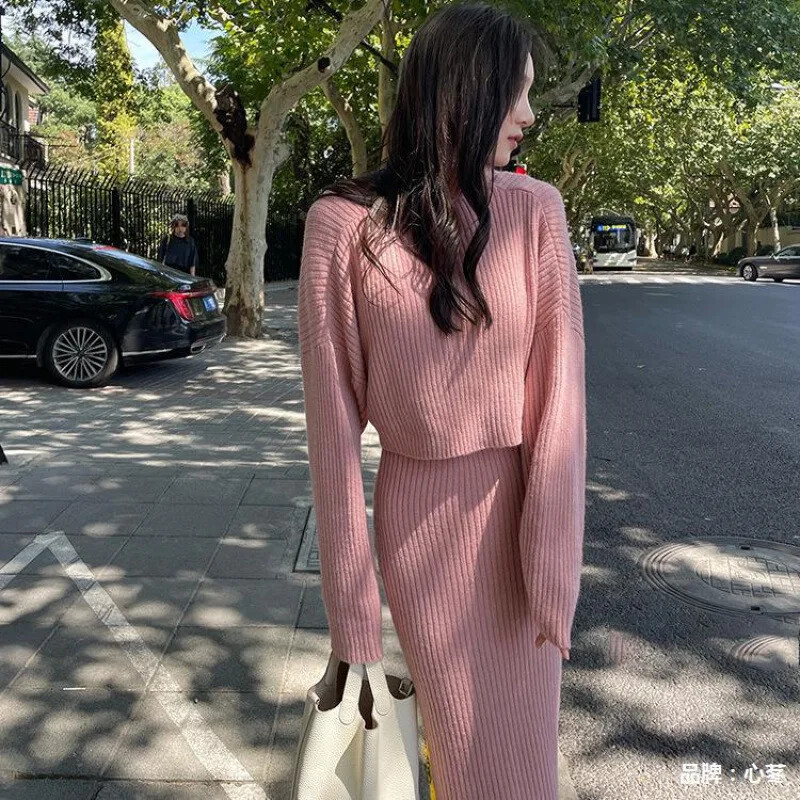KnitDress korejiešu stila 2024. gada rudens/ziemas jauns sabiedrisks uzvalks džemperkleita, 2 daļīgs komplekts sievietēm, moderns un elegants