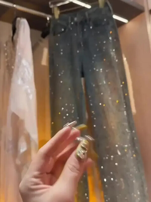 Dimanta džinsi sievietēm Spīdīgi ar augstu vidukli, brīvi plati kāju džinsu bikses zilas Rhinestone slaucīšanas bikses Streetwear modes bikses