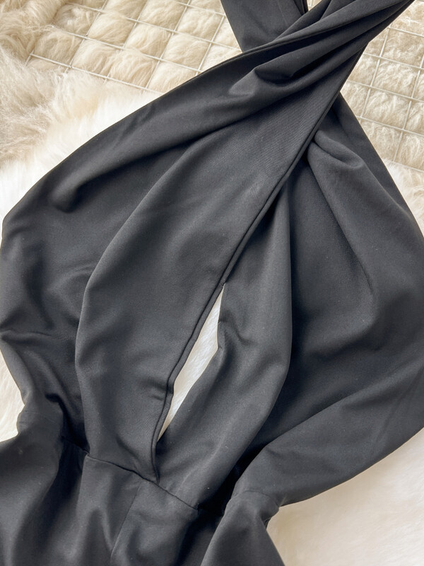 Foamlina sieviešu kombinezoni ar melnu kapuci Sexy Criss Cross Cut Out bez piedurknēm bez atzveltnes bez aizmugures ar augstu vidukli.