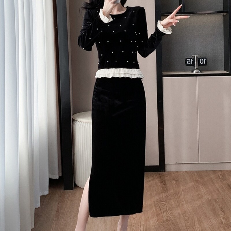 Елегантно О-образно деколте, дълъг ръкав, шикозно тънко горнище с волани и висока талия, френско улично зимно кадифено облекло