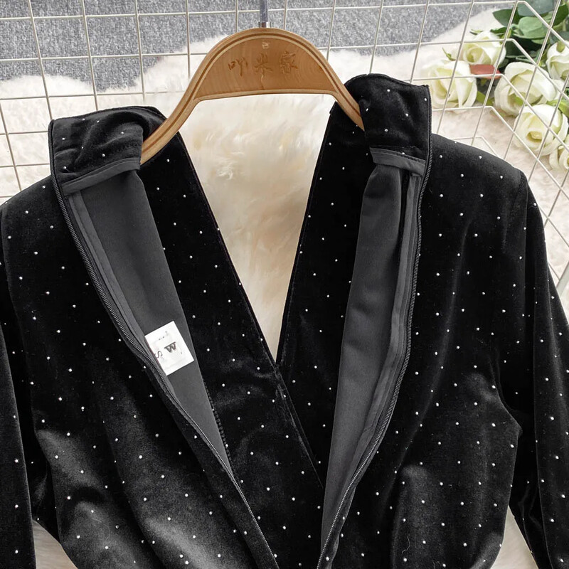 Vintage V-kaelusega pikkade varrukatega kivist top High Street Dot Print Kõrge vöökohaga püksid Jumpsuit Sügistalv naiste sametrõivad