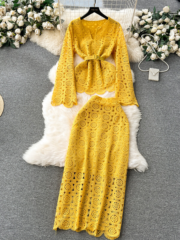 XFPV naiste V-kaelusega avara pitsiga varrukas, keskmise pikkusega vöötopid kõrge vöökohaga A-line seelik kaheosaline komplekt 2025. aasta kevadsuvi SM10207