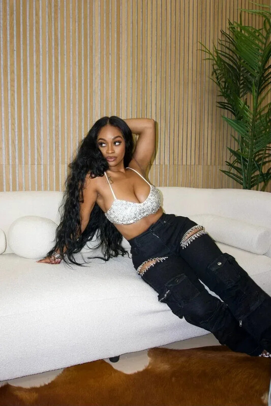 CM.YAYA sieviešu izgriezuma dimanti, kristāla dobi, taisni džinsa bikses, 2024. gada rudens, vairākas kabatas ar augstu vidukli, platas džinsu bikses