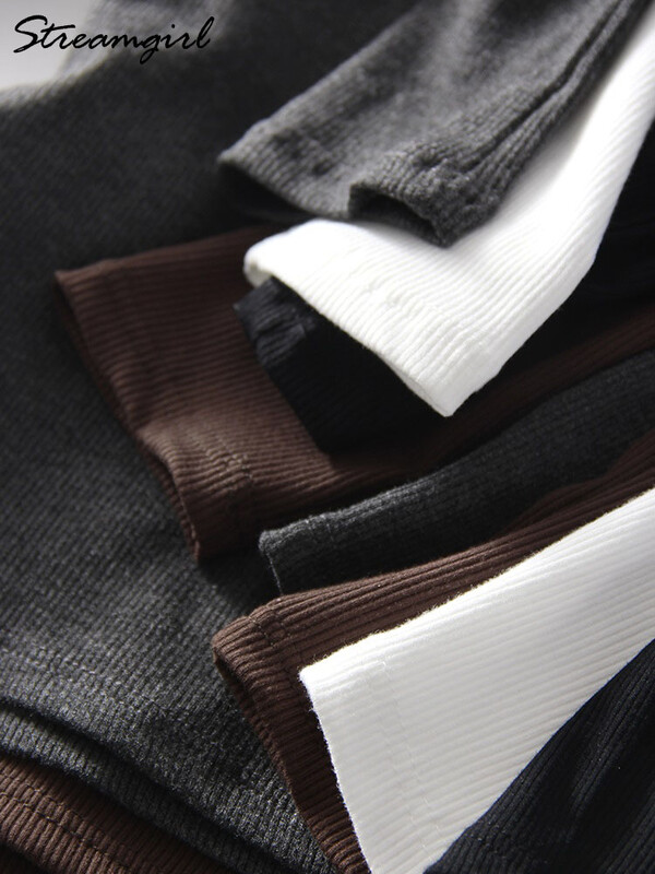 Pavasara ziemas modāls T krekls Sieviešu topi ar garām piedurknēm Brūni Basic Slim Big Deck Top T krekli Sieviešu džemperi Melni balti T-krekli 2025