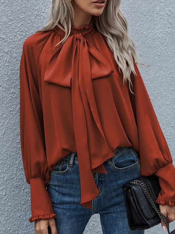 Pavasara rudens Sieviešu jauna mode ar augstu apkakli tauriņu ar garām piedurknēm gadījuma rakstura brīvs daudzpusīgs tops ar apaļu kaklu