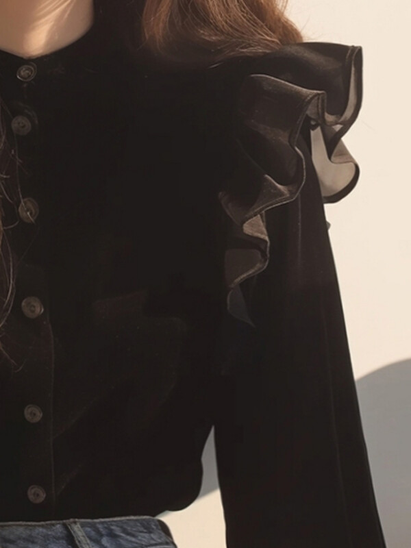 Melna samta blūze sievietēm ar volāniem garām piedurknēm temperamenta topi 2024. gada Blusas Mujer De Moda korejiešu vintage krekli uz kakla