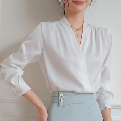 Pavasara rudens satīna krekls ar V-veida kakla izgriezumu Jaunas blūzes Sieviešu apģērbs Franču stils stils Vienkāršība Temperaments Vispārpiemēroti Y2K krekli