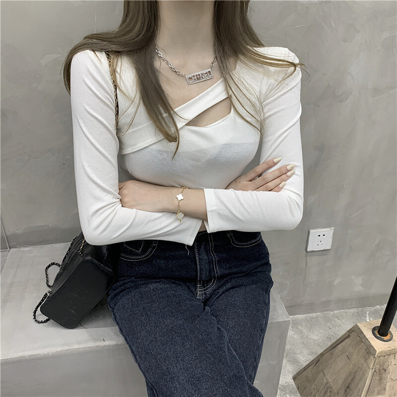 Seksīgs Y2K T-krekls, sieviete, Auutmn, V veida kakla izgriezuma t-krekls ar garām piedurknēm.