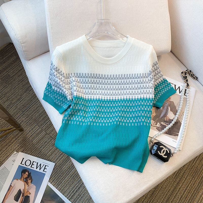 2023. gada vasara, jauna dizaina retro kontrasta svītru T-krekls ar īsām piedurknēm Slim Crop Crew Neck Top Ledus zīda trikotāžas džemperis sievietēm