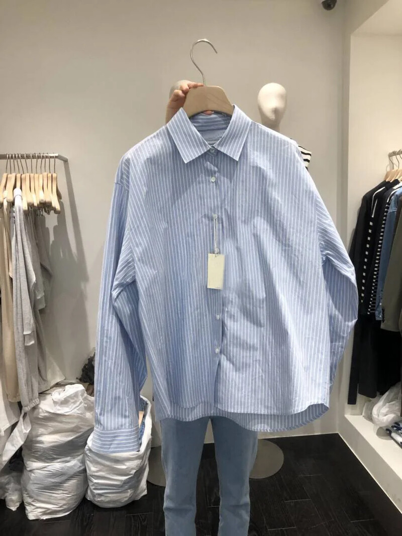 Sieviešu krekls ar pogām ar vienrindu, garām piedurknēm, blūzes ar garām piedurknēm.