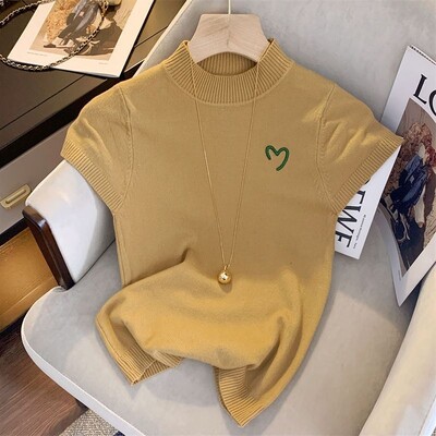 Половин водолазка с бродирани къси ръкави трикотаж дамски пуловер 2023 г. жилетка нови френски сладки тесни топове