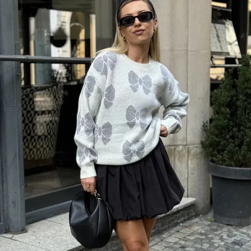 Sieviešu džemperis ar O veida kakla izgriezumu, džemperis Design Sense Niche Tops Rudens Ziemas Butterfly Rakstu Džemperis Modes Trikotāžas Top Streetwear