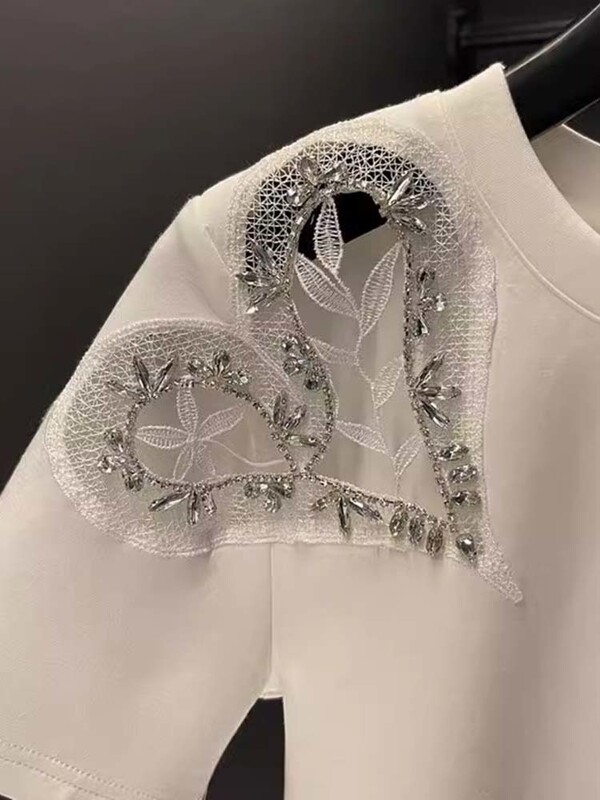 Salda vasara Jauni T-krekli Sieviešu raibs krokas Asimetrisks Crew Kakls Dobs Dimanti Plāni topi ar īsām piedurknēm