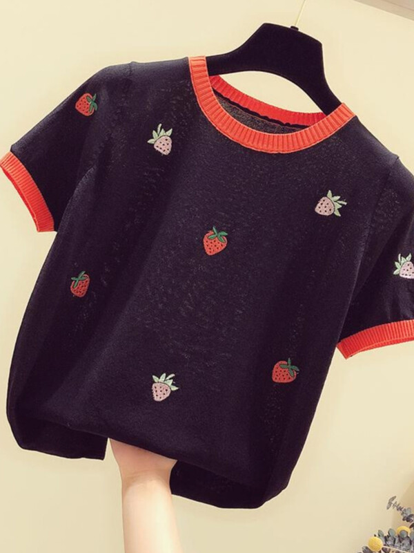 Zemeņu ledus zīda trikotāžas sieviešu T-krekls 2024. gada vasara, jauns augstas kvalitātes plāns, izšūts ikdienas saldais tops