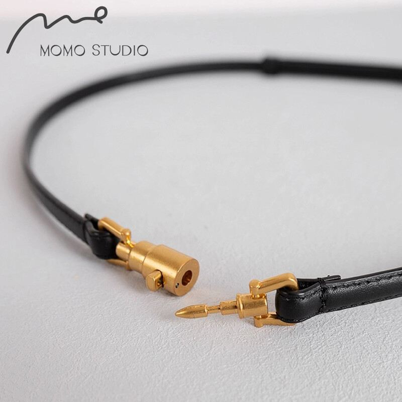 Modni tanki remen s kopčom u obliku metka, ženski uski kožni remen za haljinu, podesiv s retro zlatnom kopčom za traperice