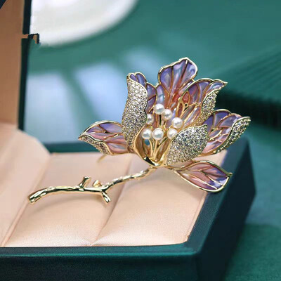 Luksusa Elegantas Rhinestone Pērļu ziedu saktas Sievietēm Temperaments Izsmalcināti Hibiska ziedu augu saktas Piespraudes Rotaslietas Dāvanas