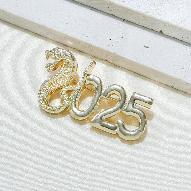 Modes radošais 2025. gada Jaungada čūsku saktas sievietēm Vīriešiem Vintage emaljas Dzīvnieku piespraudes Ikdienas biroja ballīšu rotaslietas dāvanas