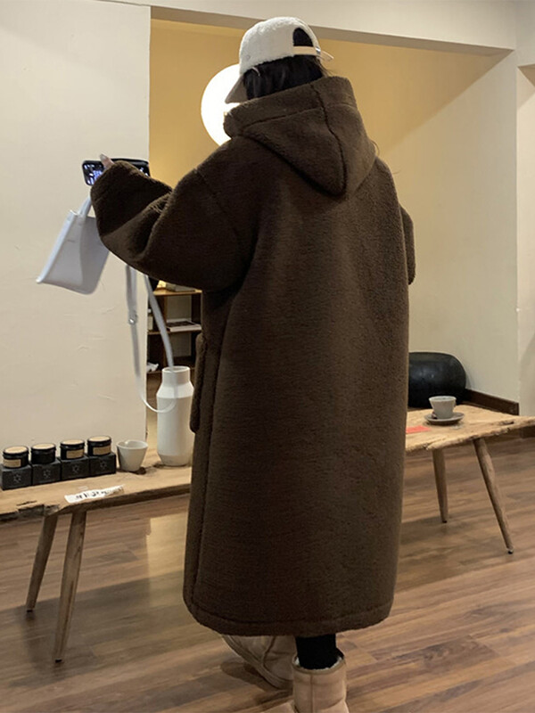 Ikdienas pūkains jēra vilnas garie mēteļi sievietēm silti, vaļīgi ragu kabatas, ciets mētelis sieviešu ziemai, eleganti eleganti ielas apģērbi