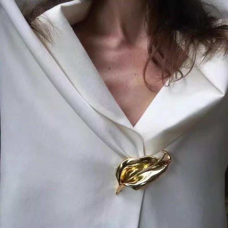 Vintage metāla lapas, ziedu formas sakta sievietēm unikāls, smalks uzvalks korsāžas piespraudes Modes aksesuāri ballīšu rotaslietas