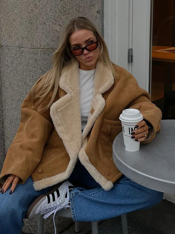 Vintage zamšādas jēra vilnas mētelis Maillard biezāka silta kažokāda ādas motociklistu jaka ziemas modes sieviešu vilnas īsa virsjaka virsdrēbes