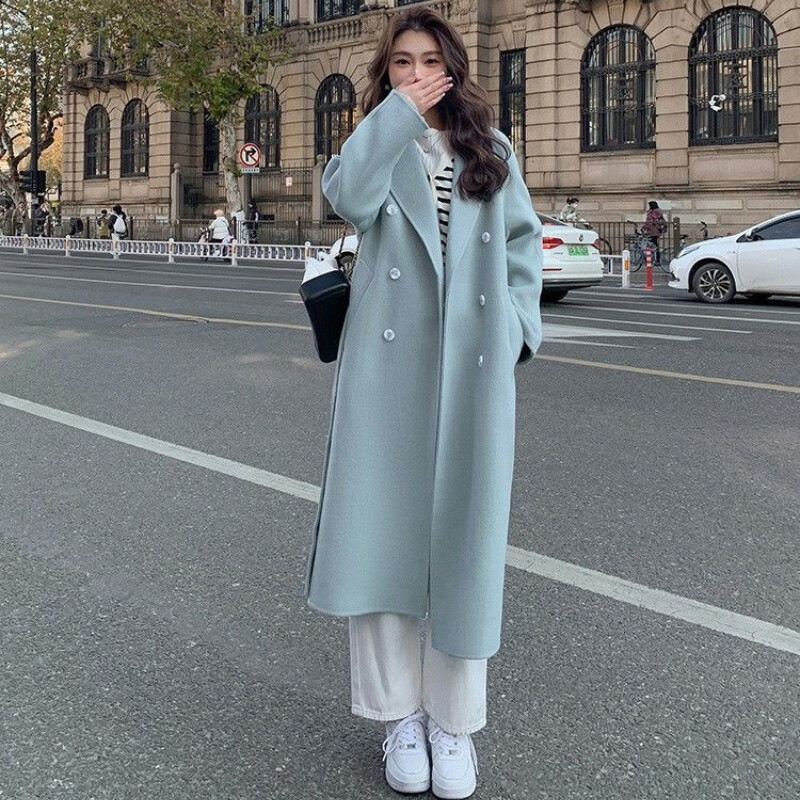 Vilnas mētelis 2024. gada rudenī jauna tendence vilnas mētelis sievietēm brīvs vidēja garuma mētelis, vēja mētelis sieviešu mazs mētelis