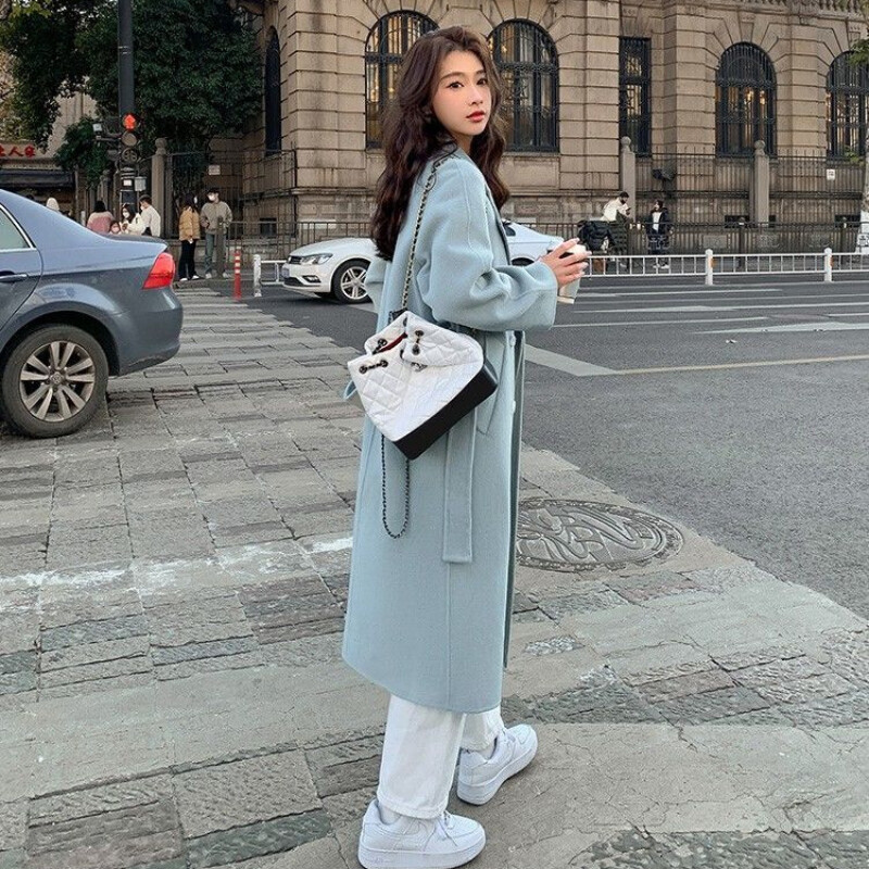 Vilnas mētelis 2024. gada rudenī jauna tendence vilnas mētelis sievietēm brīvs vidēja garuma mētelis, vēja mētelis sieviešu mazs mētelis