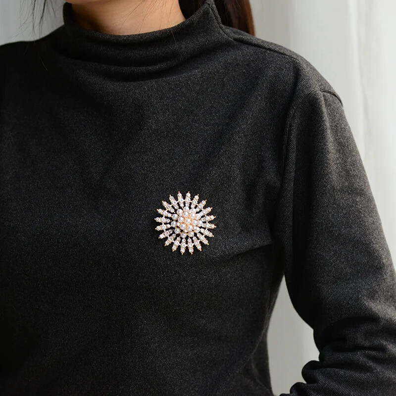 Jaunas luksusa elegantas mirdzošas saulespuķu saktas Sudraba zelta krāsa Rhinestone sakausējuma pērļu sakta Sieviešu ballītes piespraudes dzimšanas dienas rotaslietas