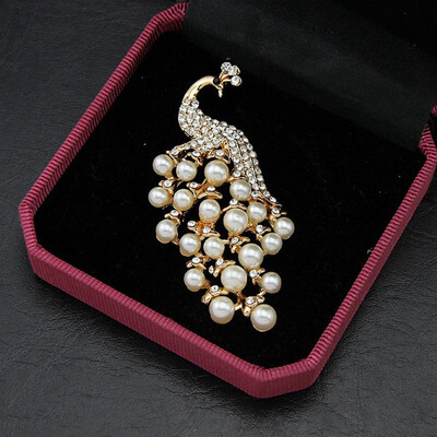 Vintage luksusa pāva sakta sievietēm Metāla kristāla apkakles piespraudes Modes retro pērles Rhinestone saktas rotaslietas aksesuāri