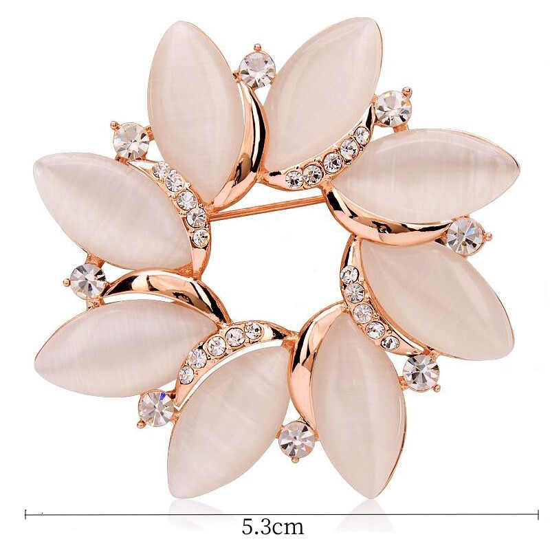 Eleganti dzirkstoši kalnu kristāla dekoratīvi dobi mīlestības sirds formas piespraudes piespraudes Eleganti apģērbu aksesuāri sievietēm un meitenēm