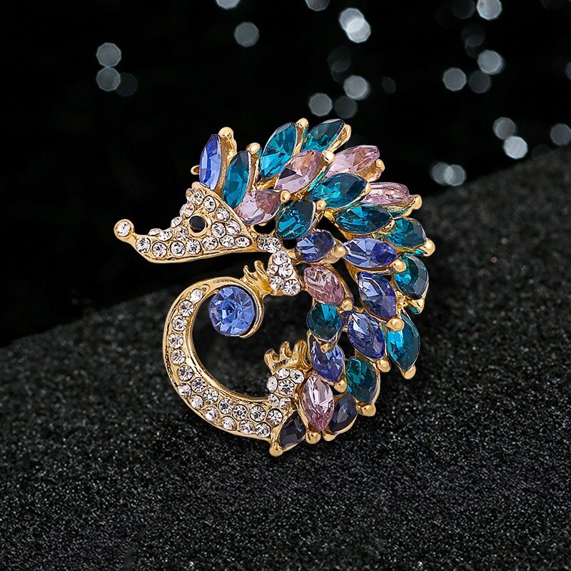 Jauna radošā ezis sakta Rhinestone kristāla saktas sakausējuma pilināmā eļļas dzīvnieku sērija Korsāžas apģērbu aksesuāri